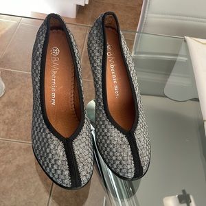 B M Bernie heels